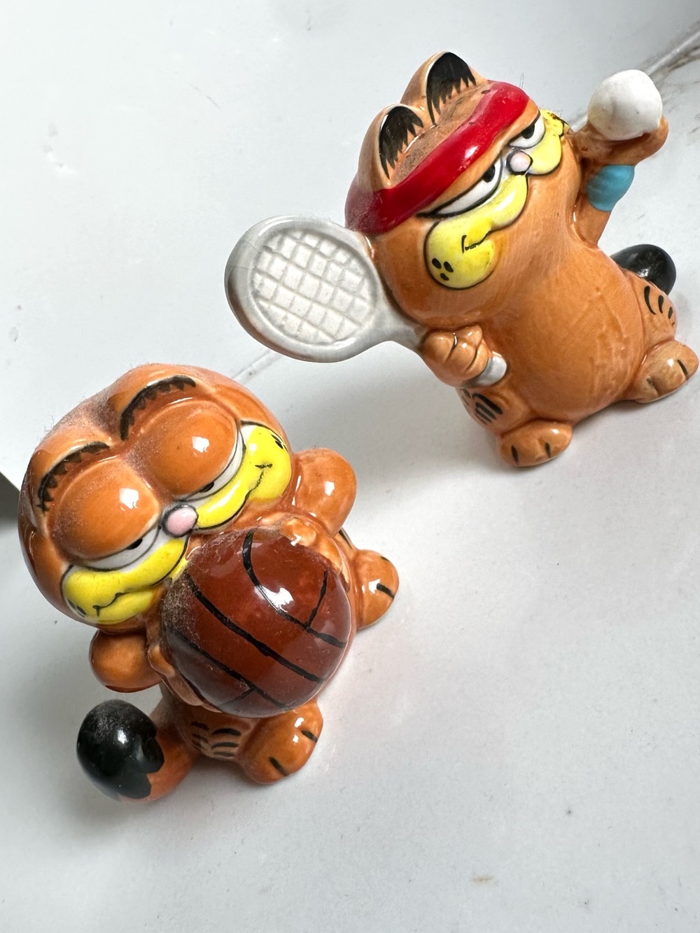 Garfield 3 vintage 1981 sporty figurines tennis, basketball, football